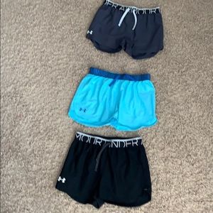 3 pairs of under armour shorts